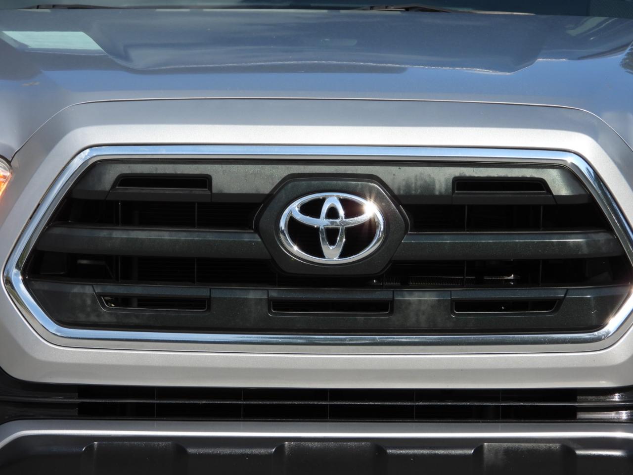 Toyota Tacoma SR5 Double Cab V6 2017