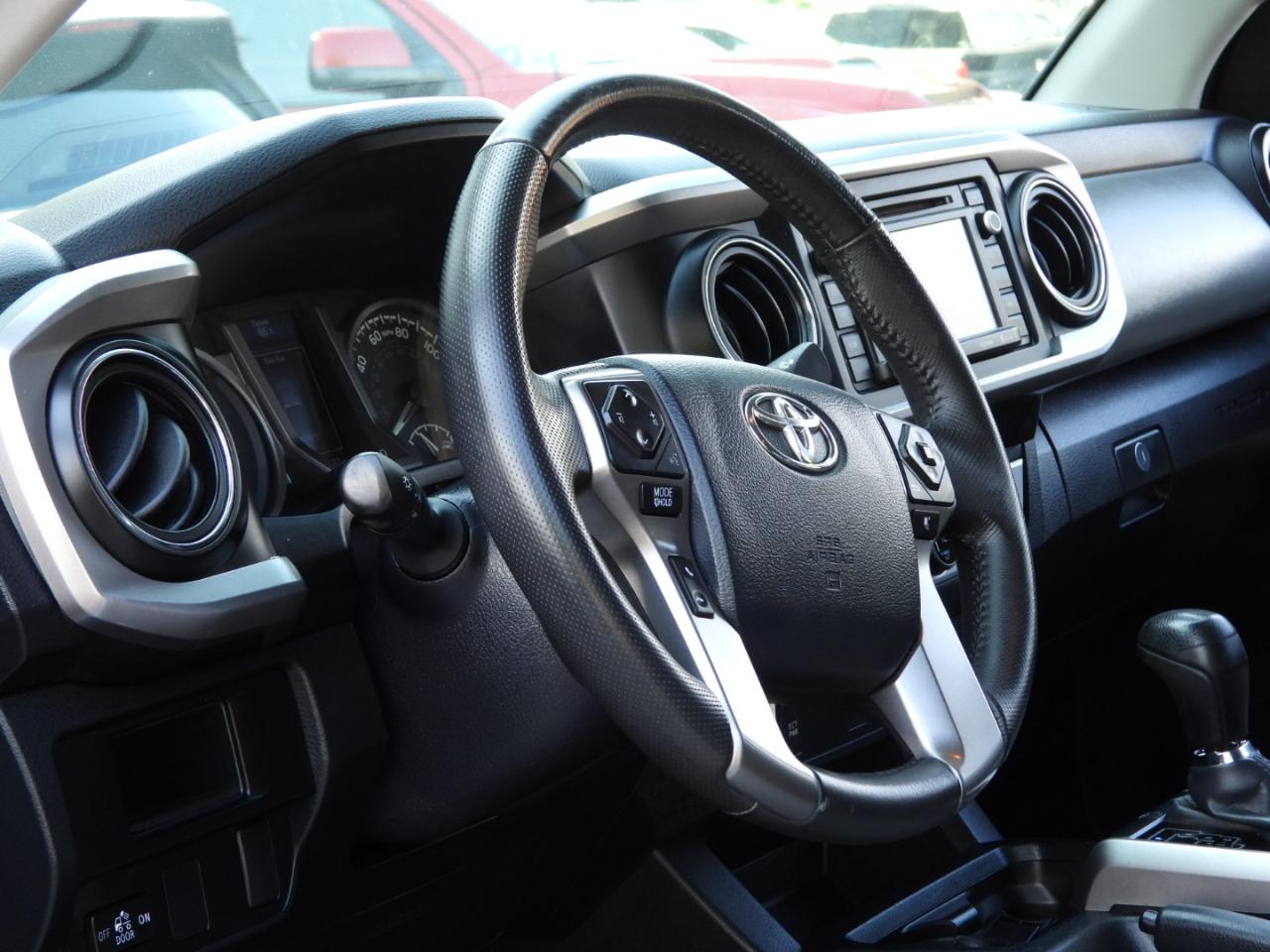 Toyota Tacoma SR5 Double Cab V6 2017