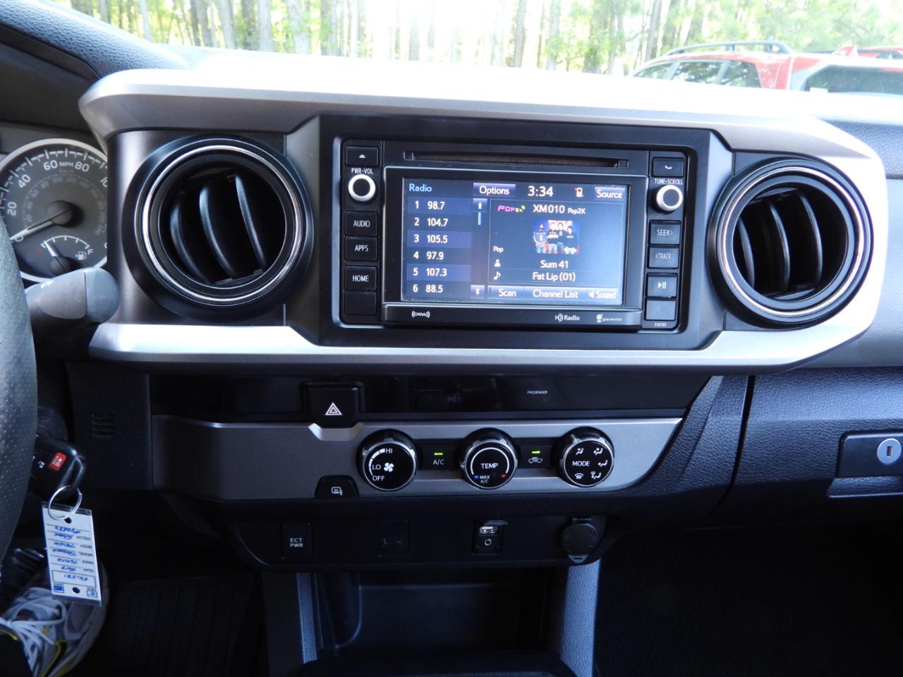 Toyota Tacoma SR5 Double Cab V6 2017
