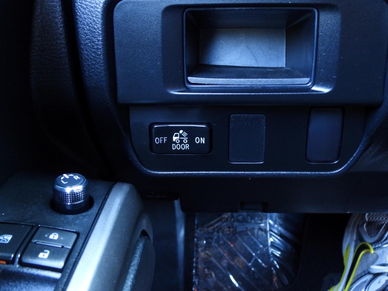Toyota Tacoma SR5 Double Cab V6 2017