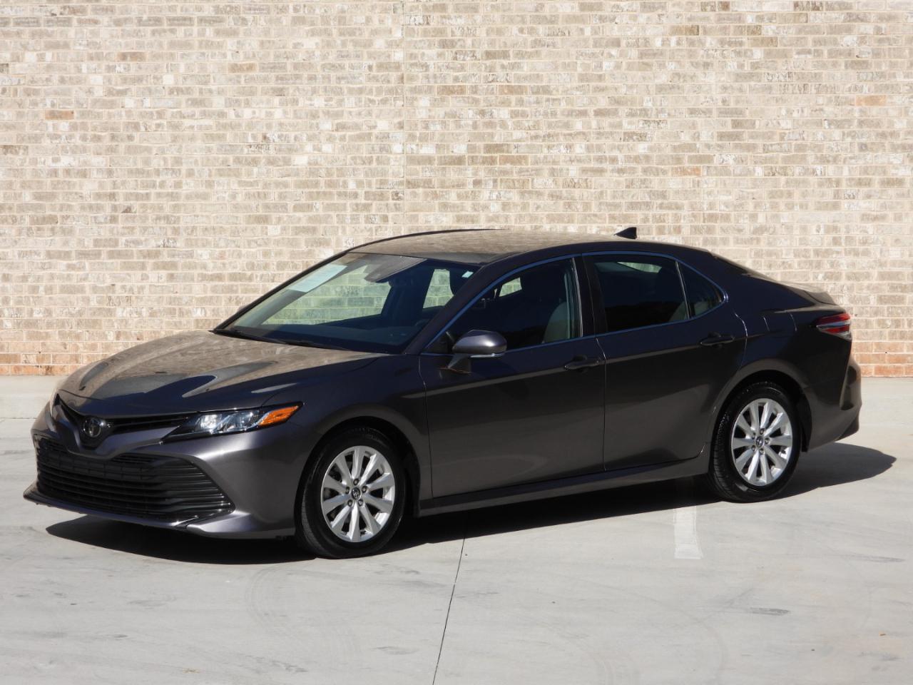 Toyota Camry LE 2020