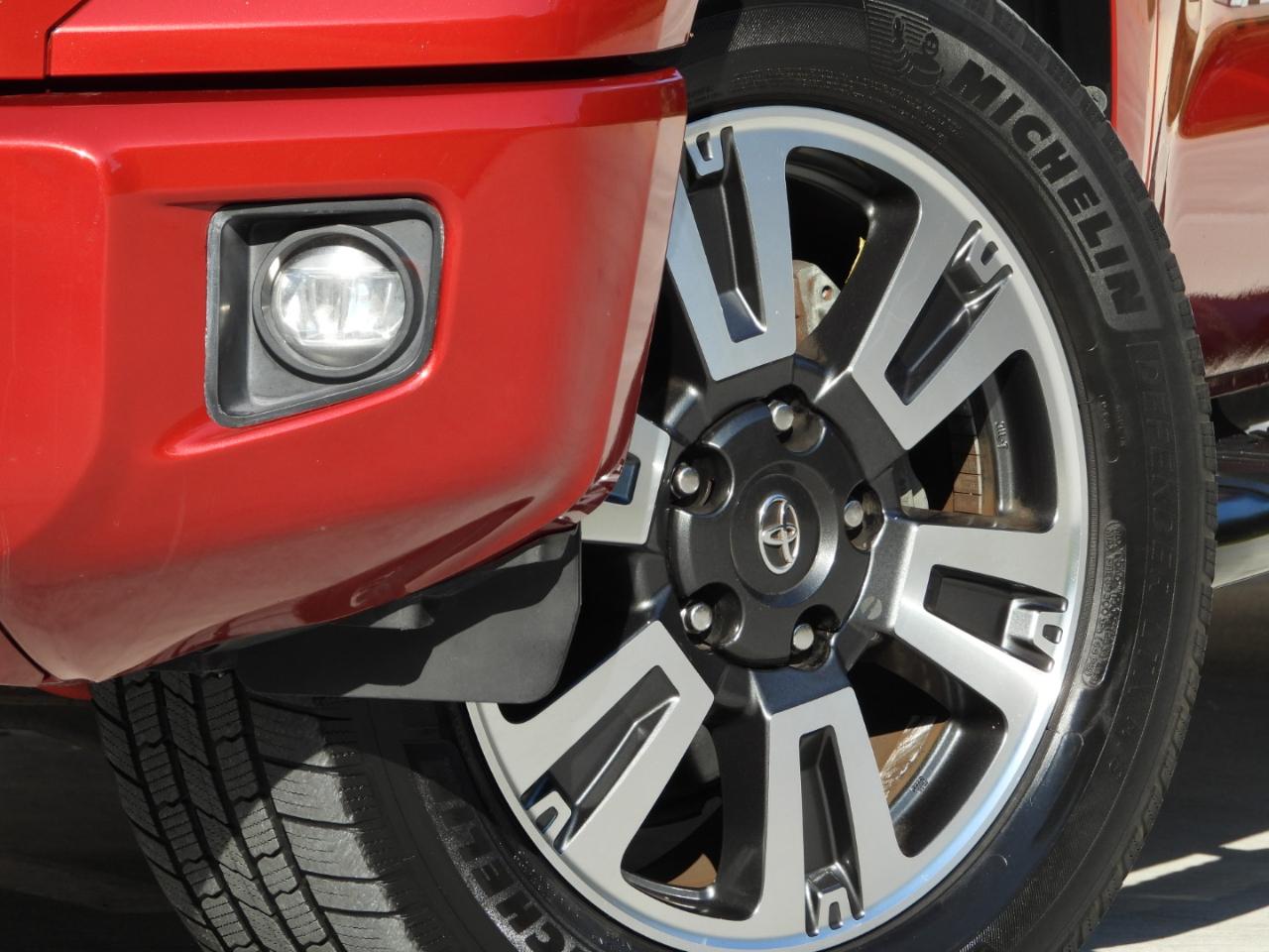 Toyota Tundra SR5 5.7L V8 CrewMax 2WD 2018