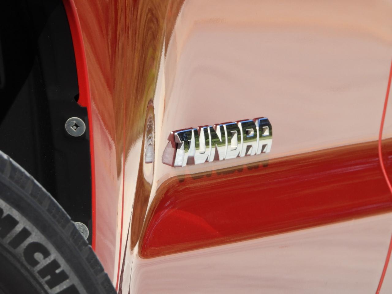 Toyota Tundra SR5 5.7L V8 CrewMax 2WD 2018