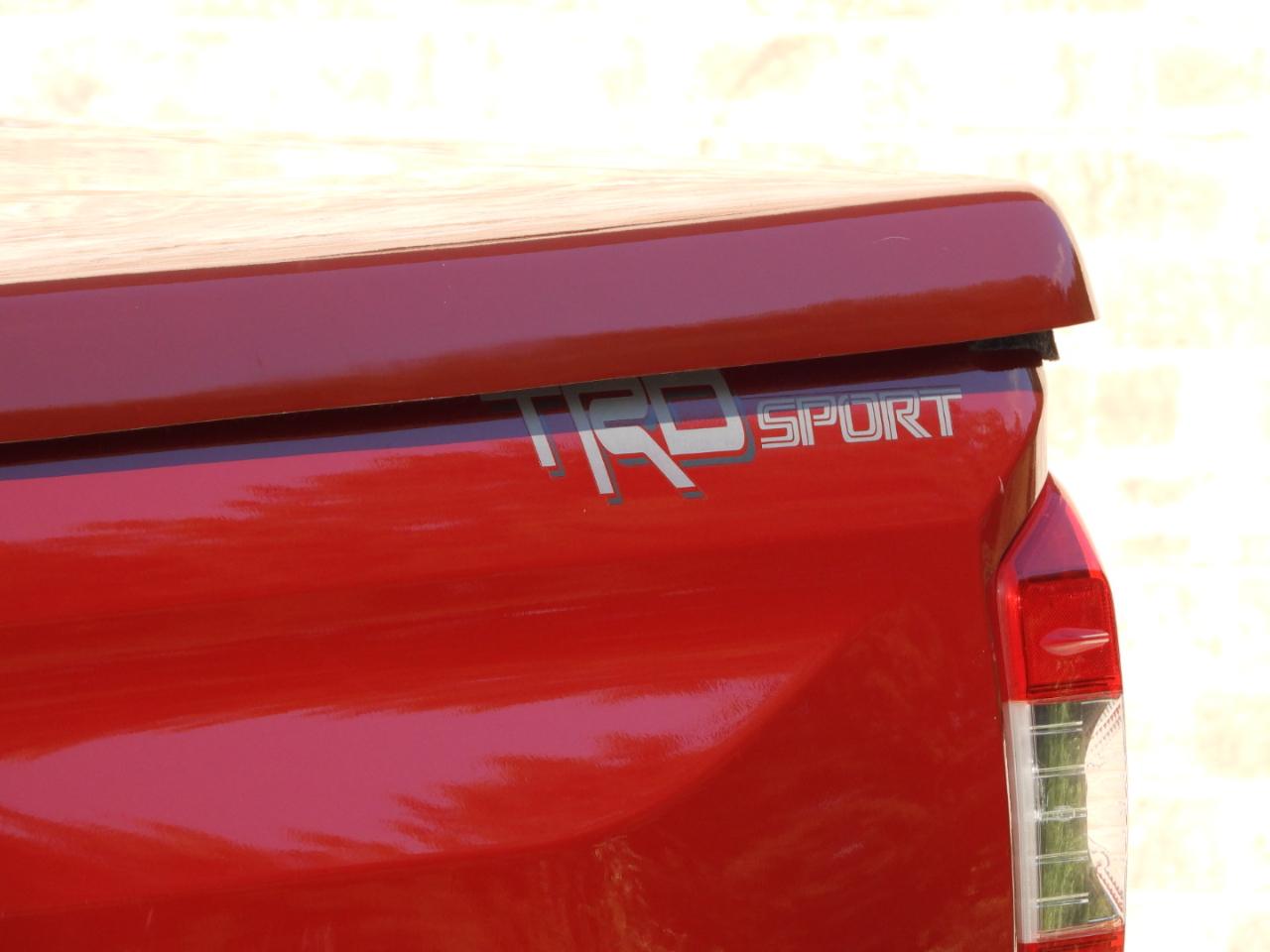 Toyota Tundra SR5 5.7L V8 CrewMax 2WD 2018