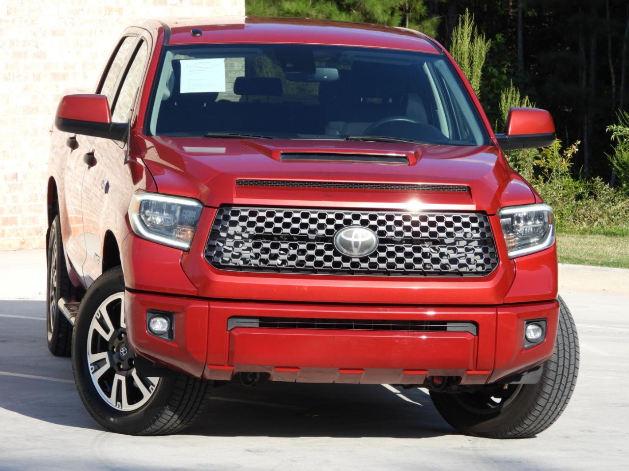 Toyota Tundra SR5 5.7L V8 CrewMax 2WD 2018