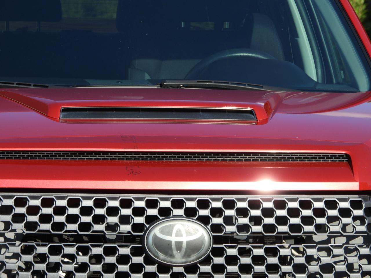 Toyota Tundra SR5 5.7L V8 CrewMax 2WD 2018