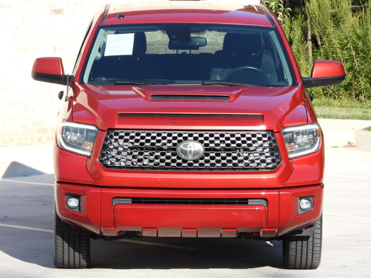 Toyota Tundra SR5 5.7L V8 CrewMax 2WD 2018