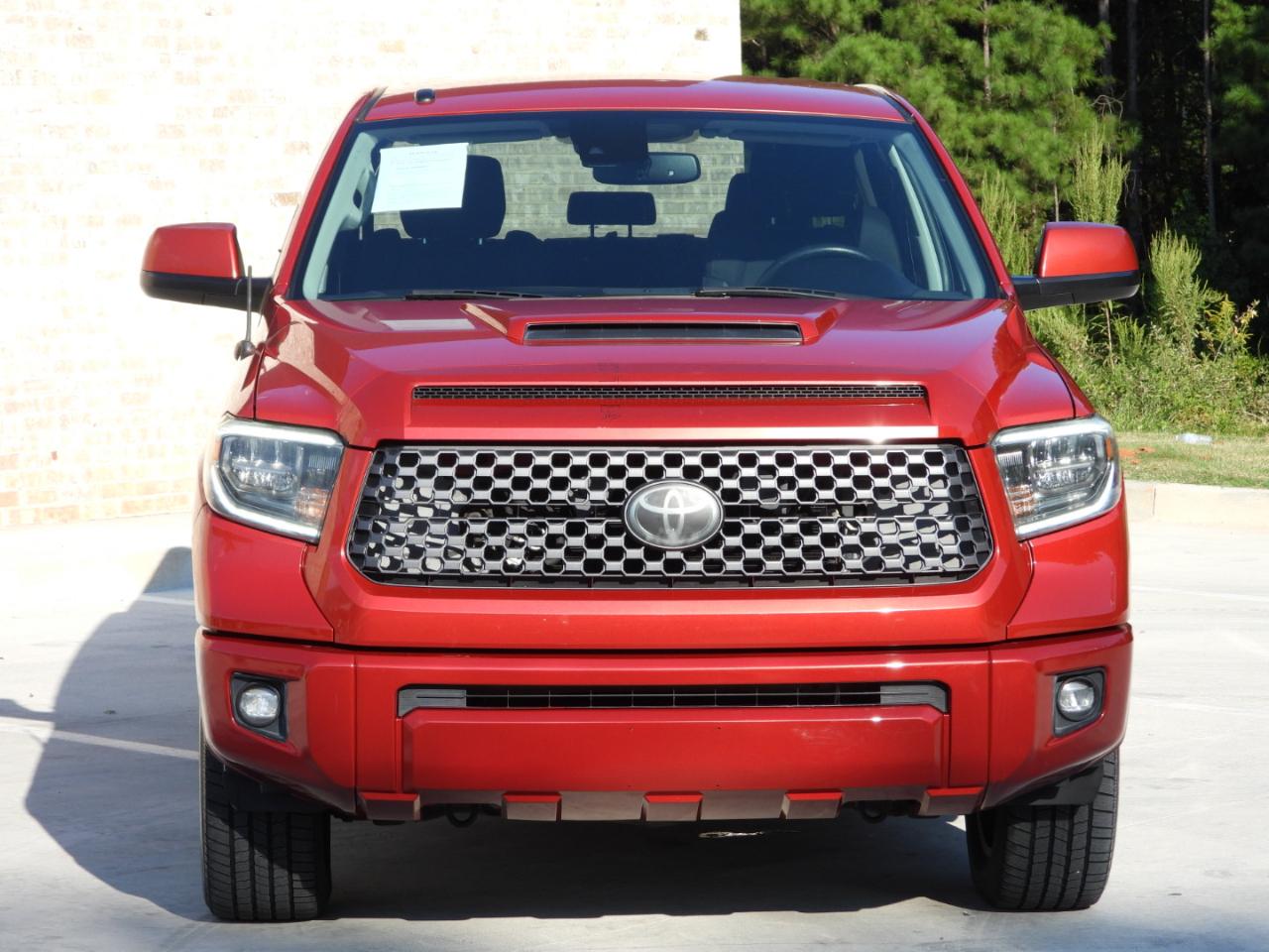Toyota Tundra SR5 5.7L V8 CrewMax 2WD 2018