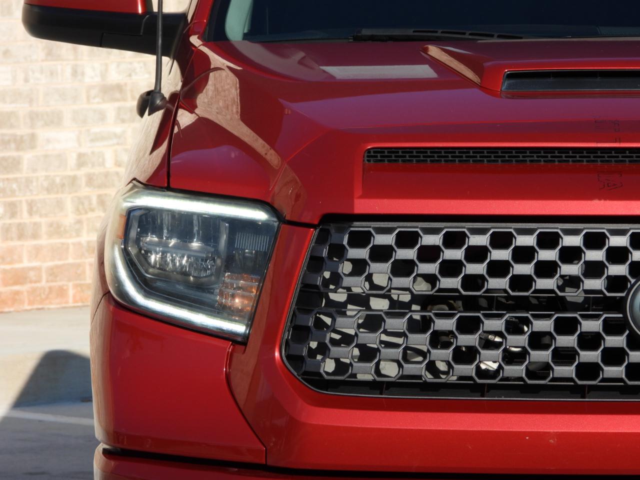 Toyota Tundra SR5 5.7L V8 CrewMax 2WD 2018