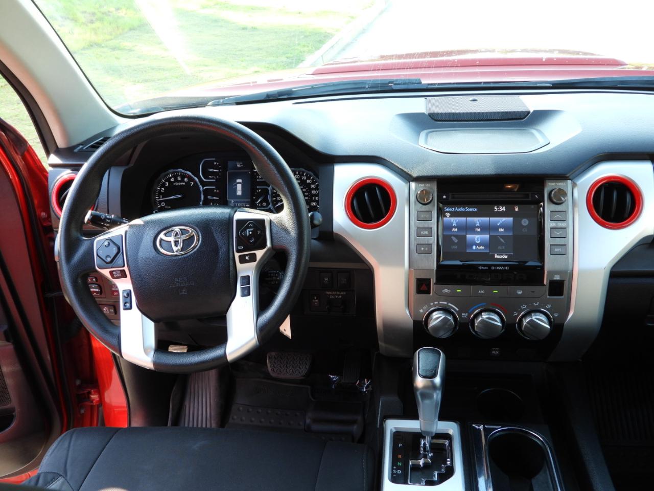 Toyota Tundra SR5 5.7L V8 CrewMax 2WD 2018