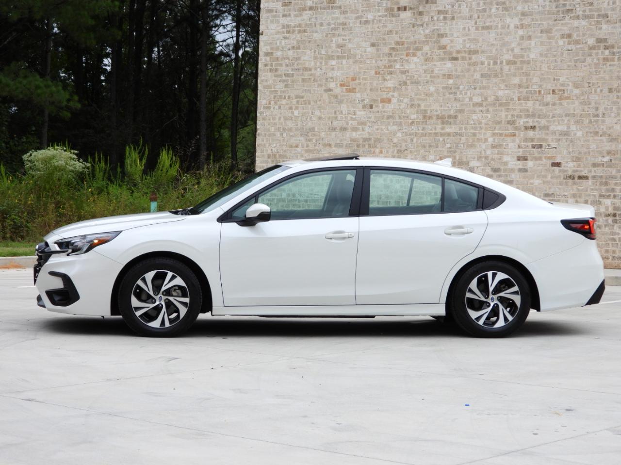 Subaru Legacy Premium AWD 2024