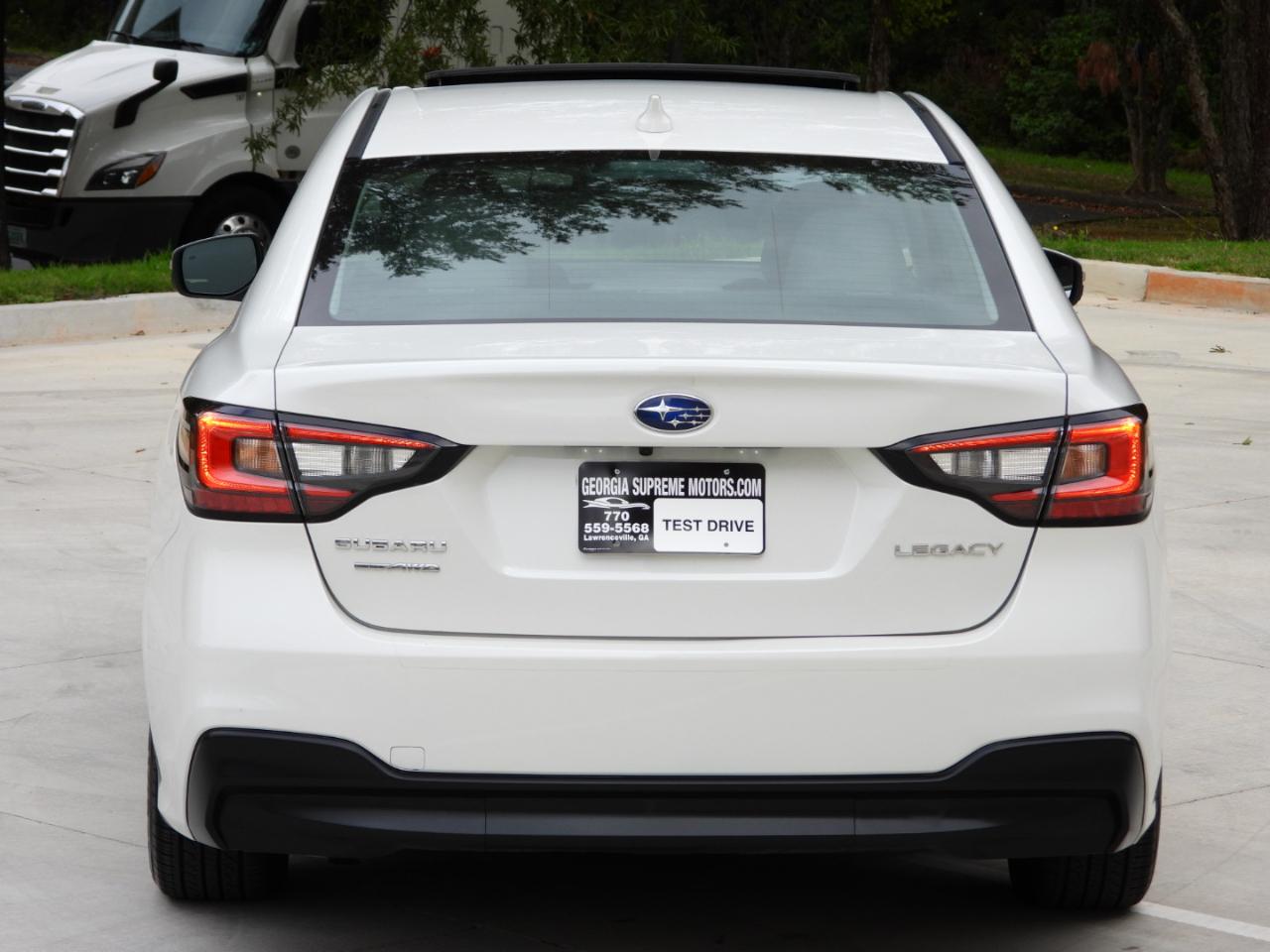 Subaru Legacy Premium AWD 2024