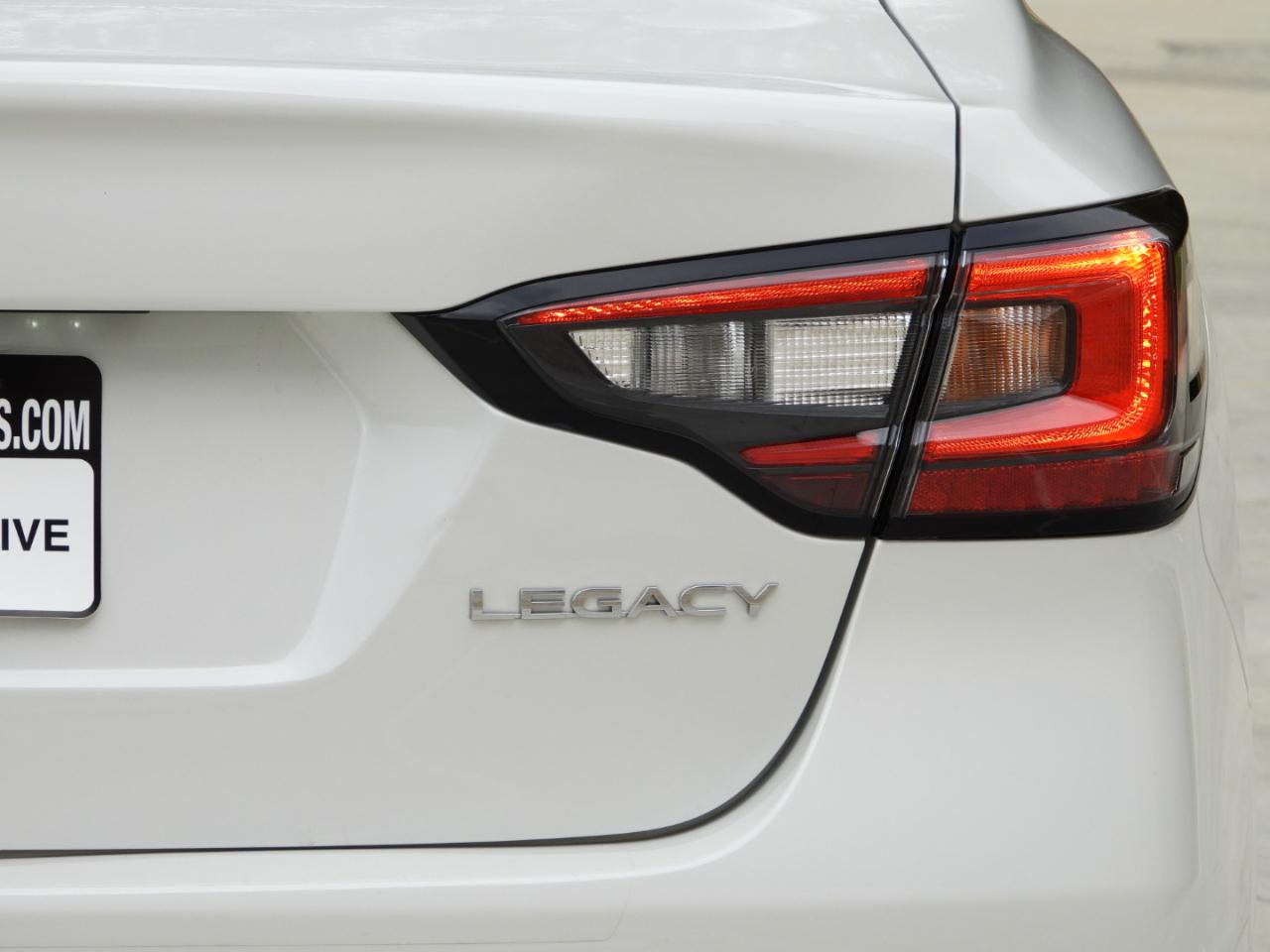 Subaru Legacy Premium AWD 2024