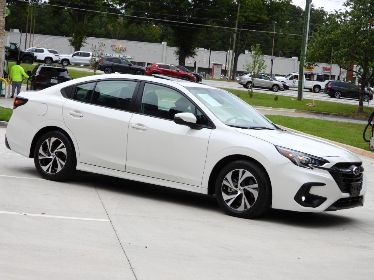 Subaru Legacy Premium AWD 2024