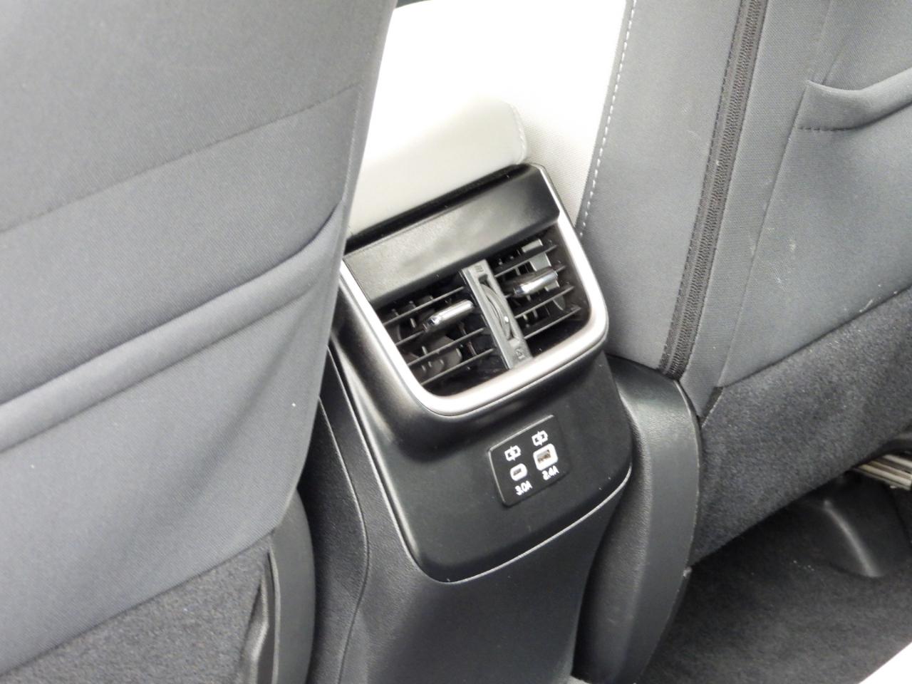 Subaru Legacy Premium AWD 2024