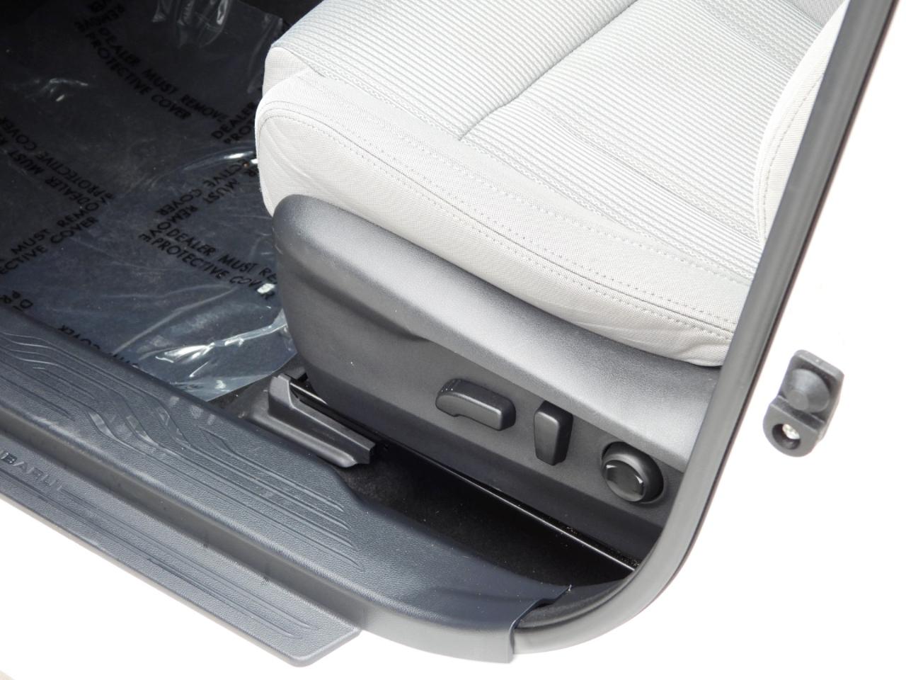 Subaru Legacy Premium AWD 2024