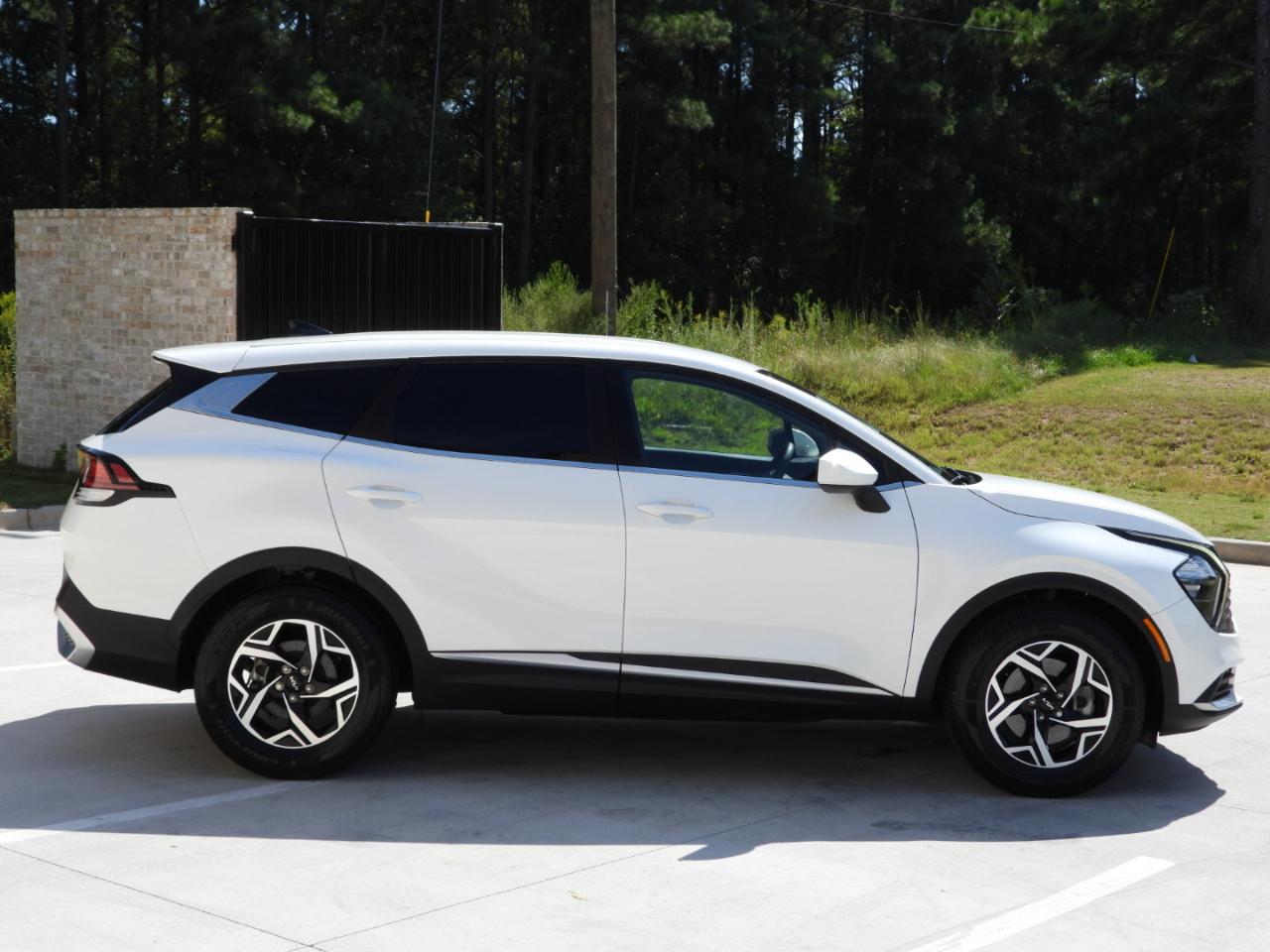 Kia Sportage LX FWD 2023