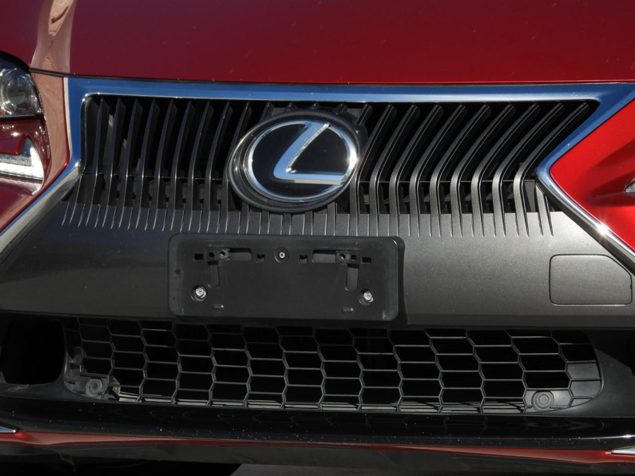 Lexus RC photo 5