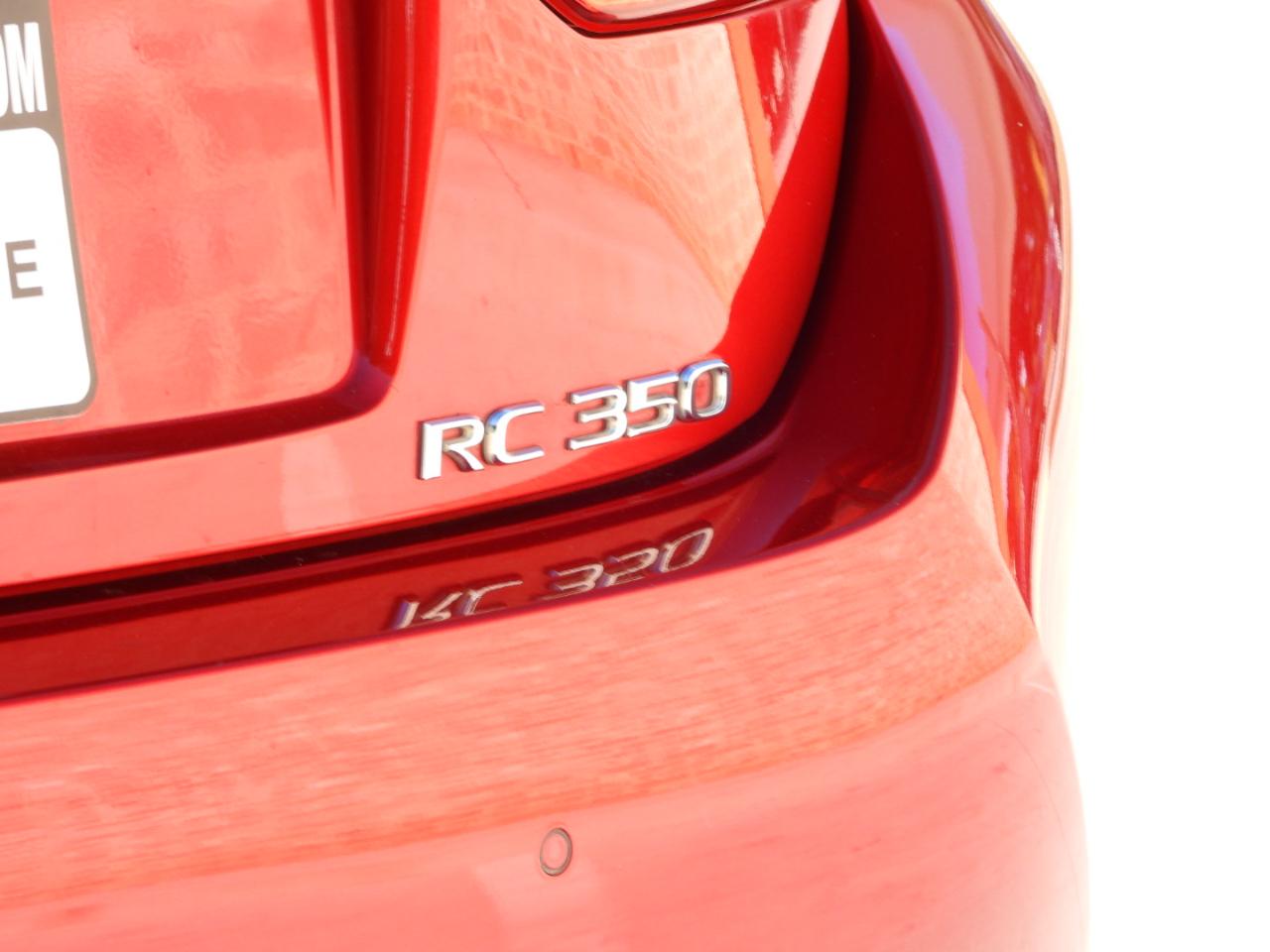 Lexus RC photo 16