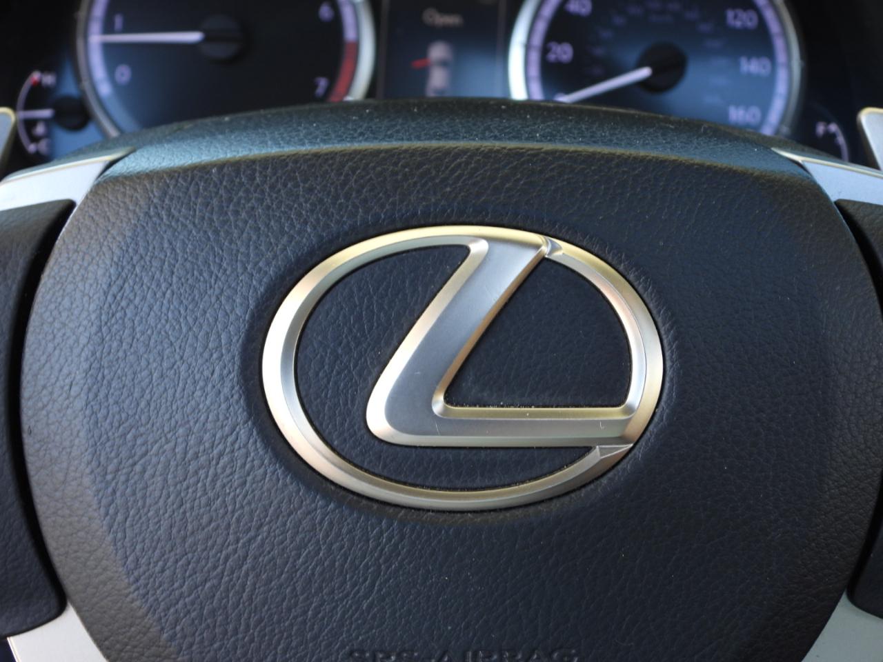 Lexus RC photo 102