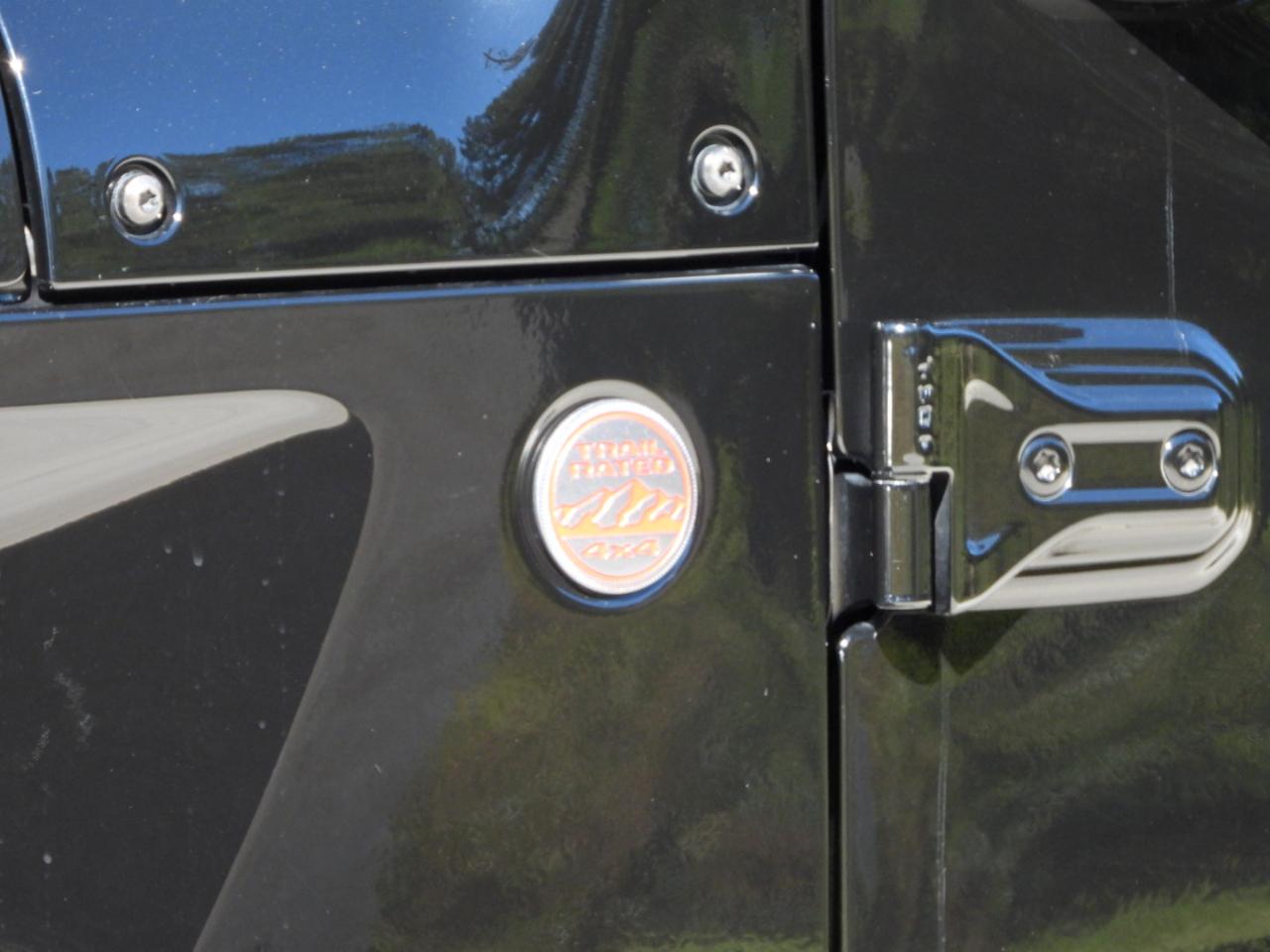 Jeep Wrangler photo 11