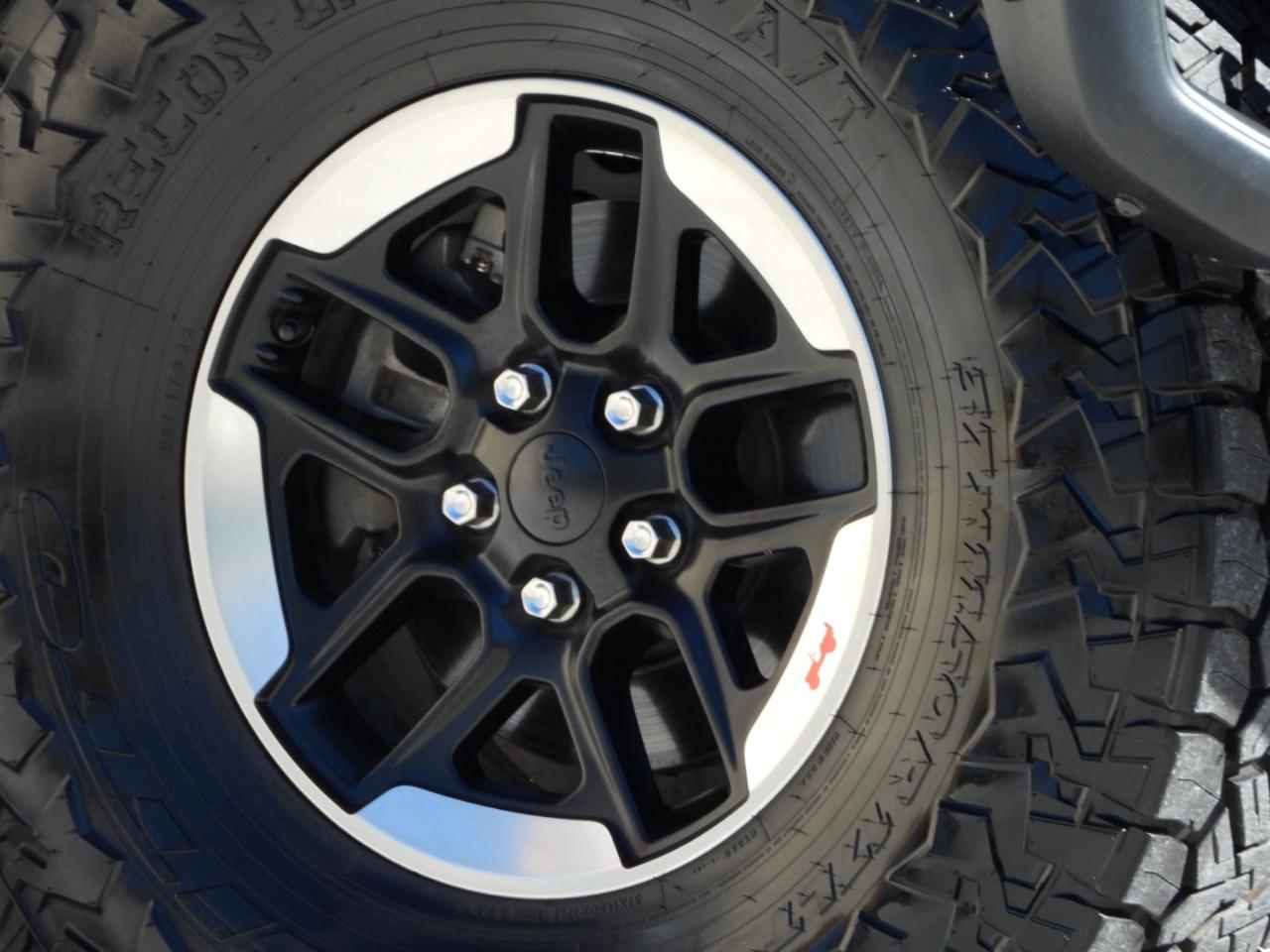 Jeep Wrangler photo 21