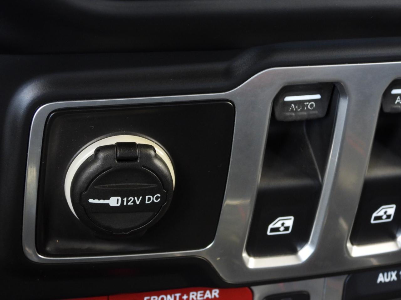 Jeep Wrangler photo 99