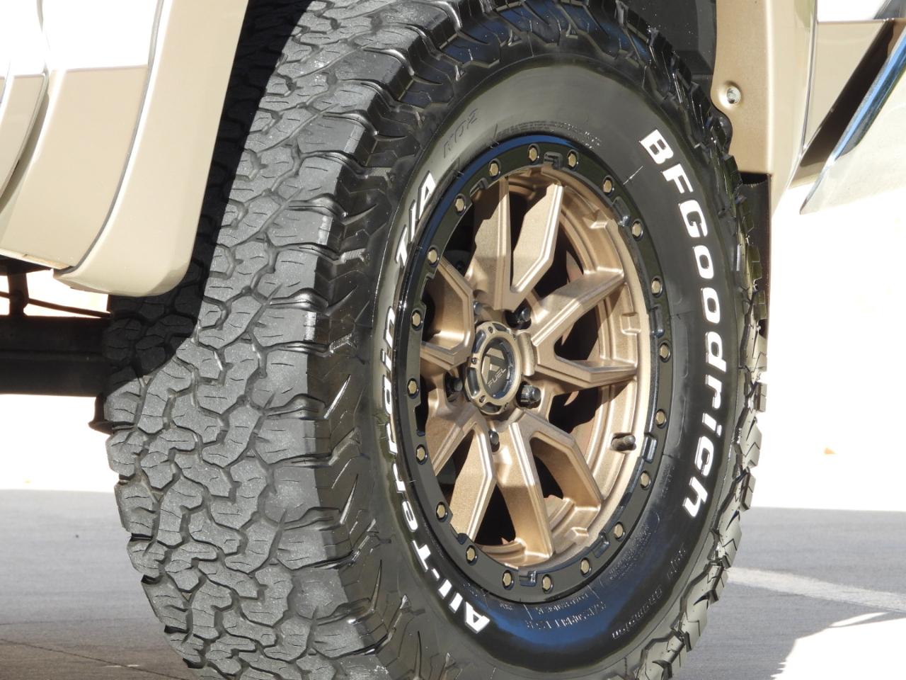 Toyota Tundra SR5 5.7L V8 FFV CrewMax 4WD 2014