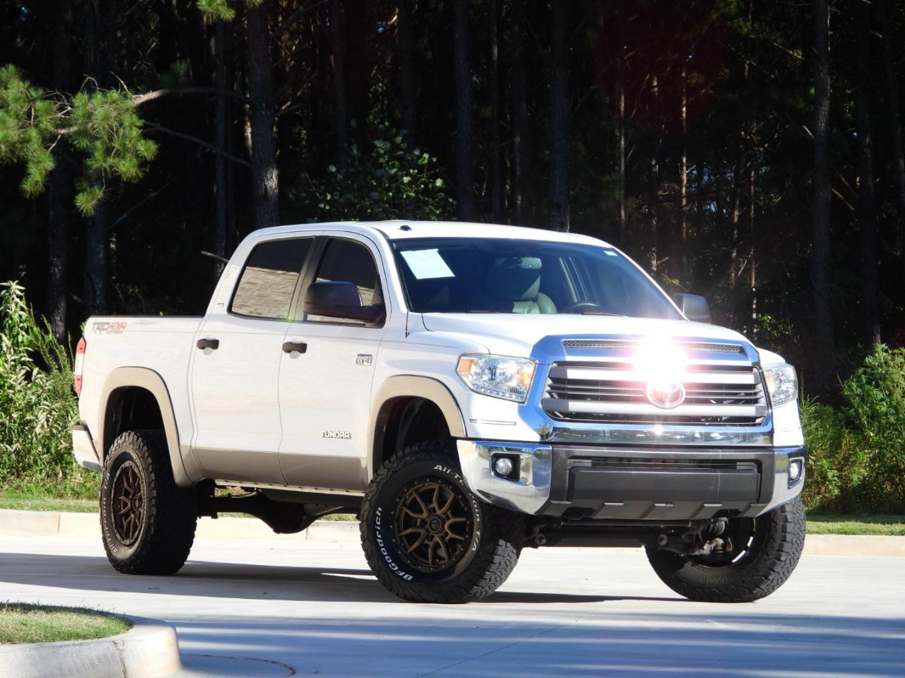 Toyota Tundra SR5 5.7L V8 FFV CrewMax 4WD 2014