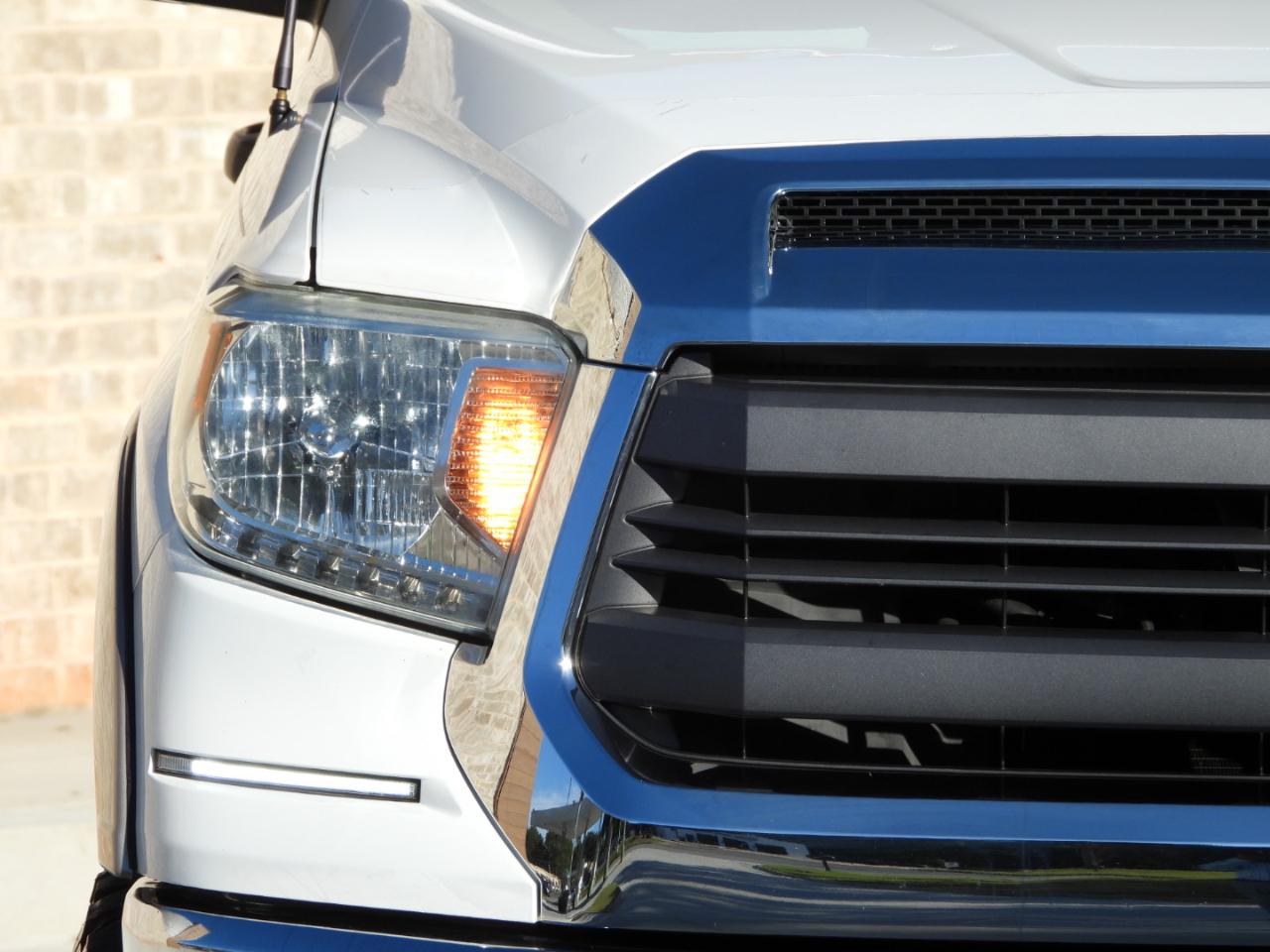 Toyota Tundra SR5 5.7L V8 FFV CrewMax 4WD 2014