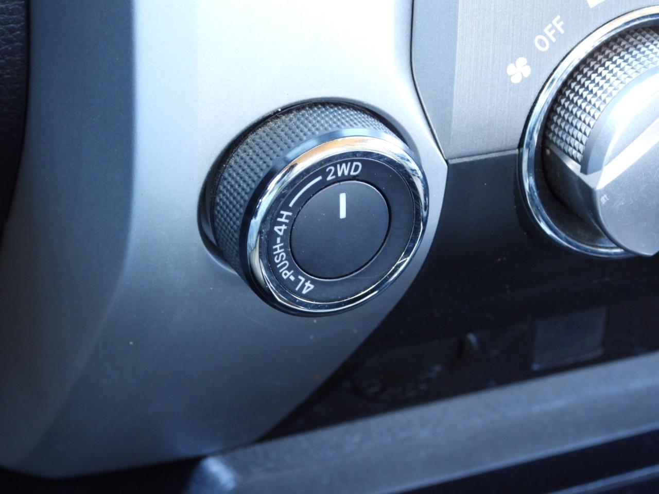 Toyota Tundra SR5 5.7L V8 FFV CrewMax 4WD 2014