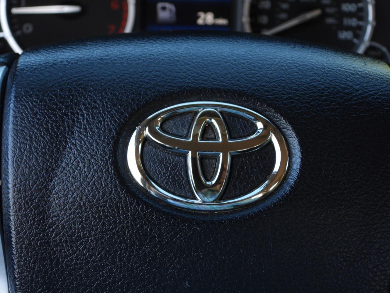 Toyota Tundra SR5 5.7L V8 FFV CrewMax 4WD 2014