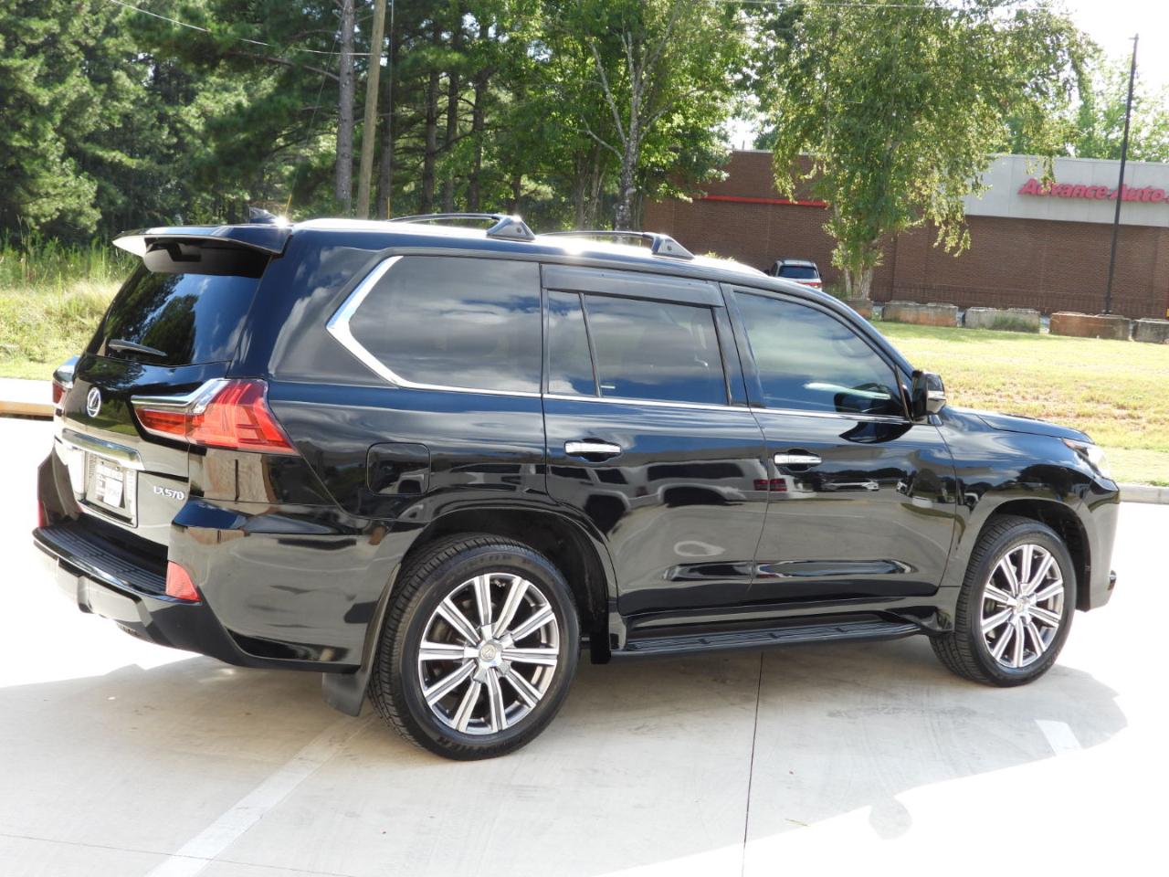 Lexus LX 570 Sport Utility 2016