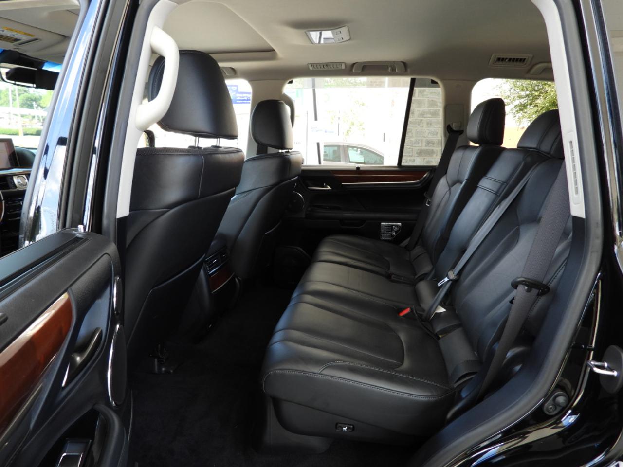 Lexus LX 570 Sport Utility 2016
