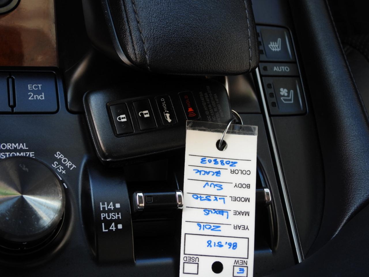 Lexus LX 570 Sport Utility 2016