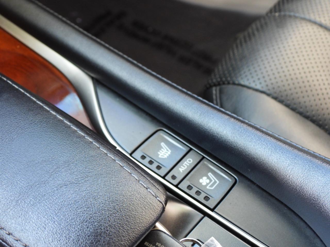 Lexus LX 570 Sport Utility 2016