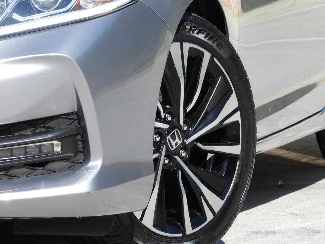 Honda Accord EX-L Coupe CVT 2016