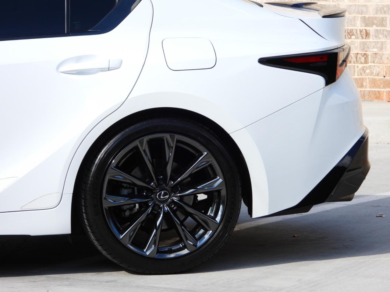 Lexus IS F SPORT 350 RWD 2025