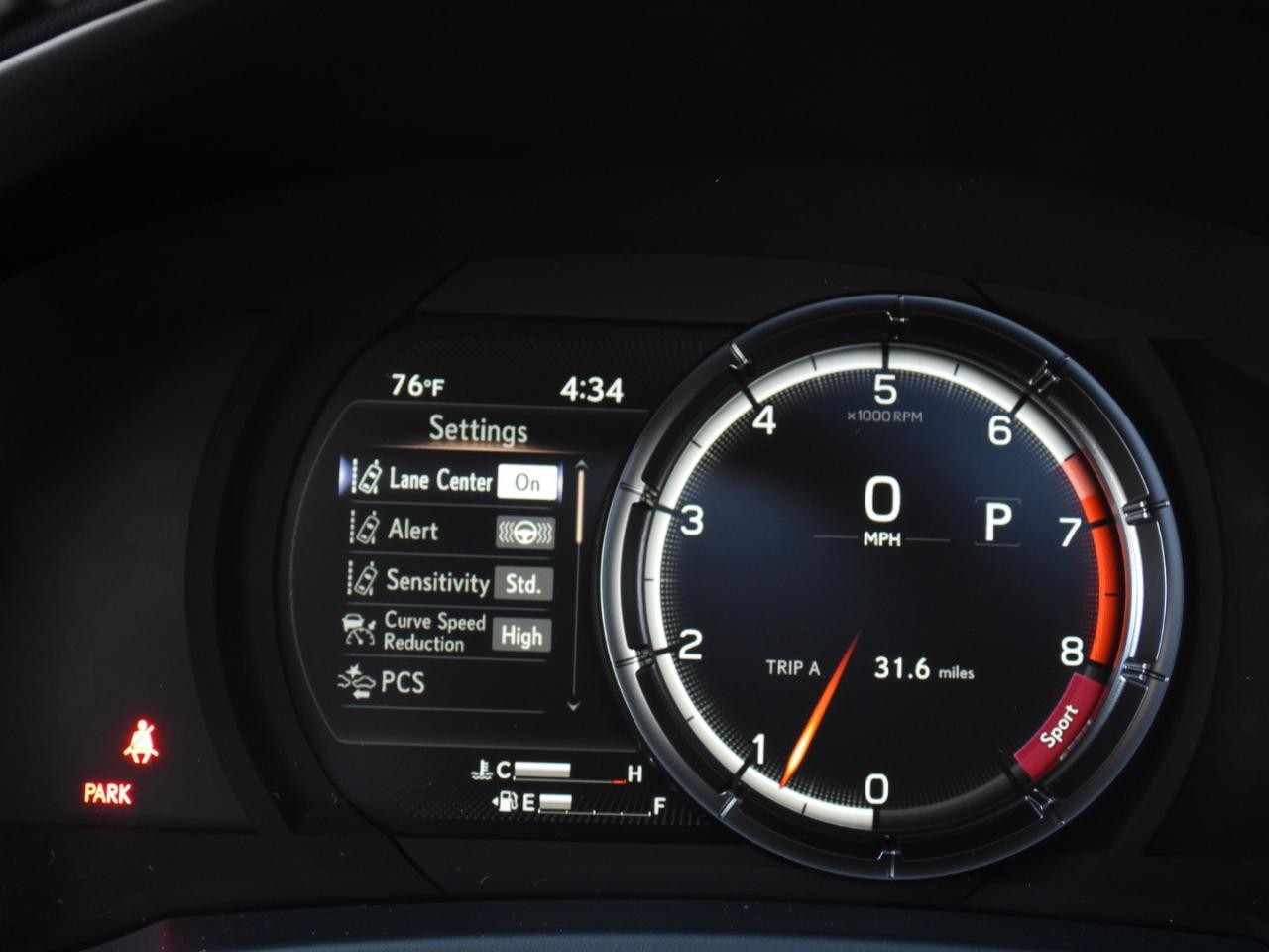 Lexus IS F SPORT 350 RWD 2025