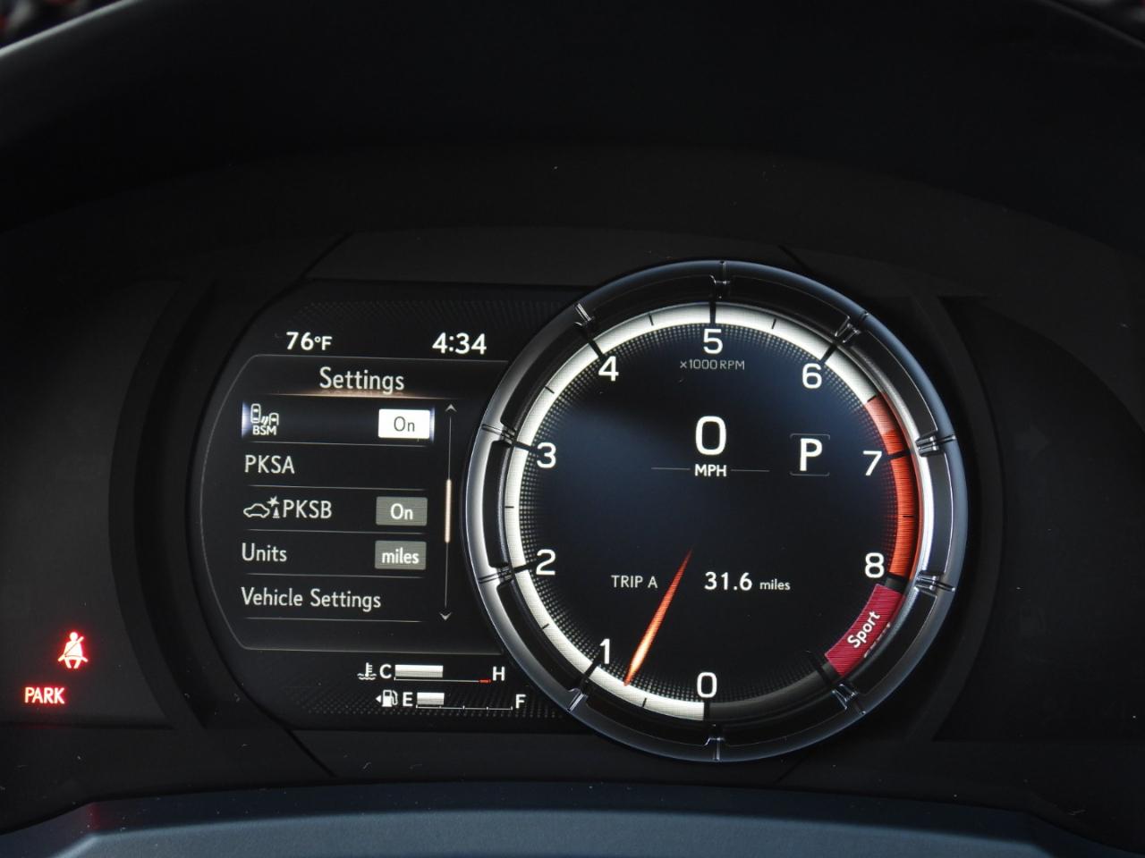 Lexus IS F SPORT 350 RWD 2025