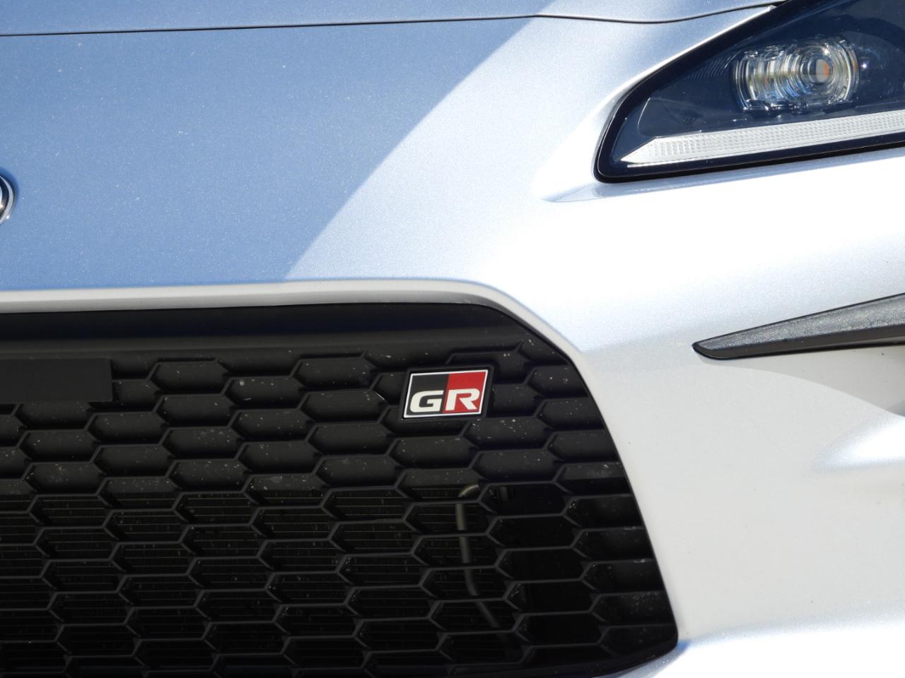 Toyota GR86 photo 8
