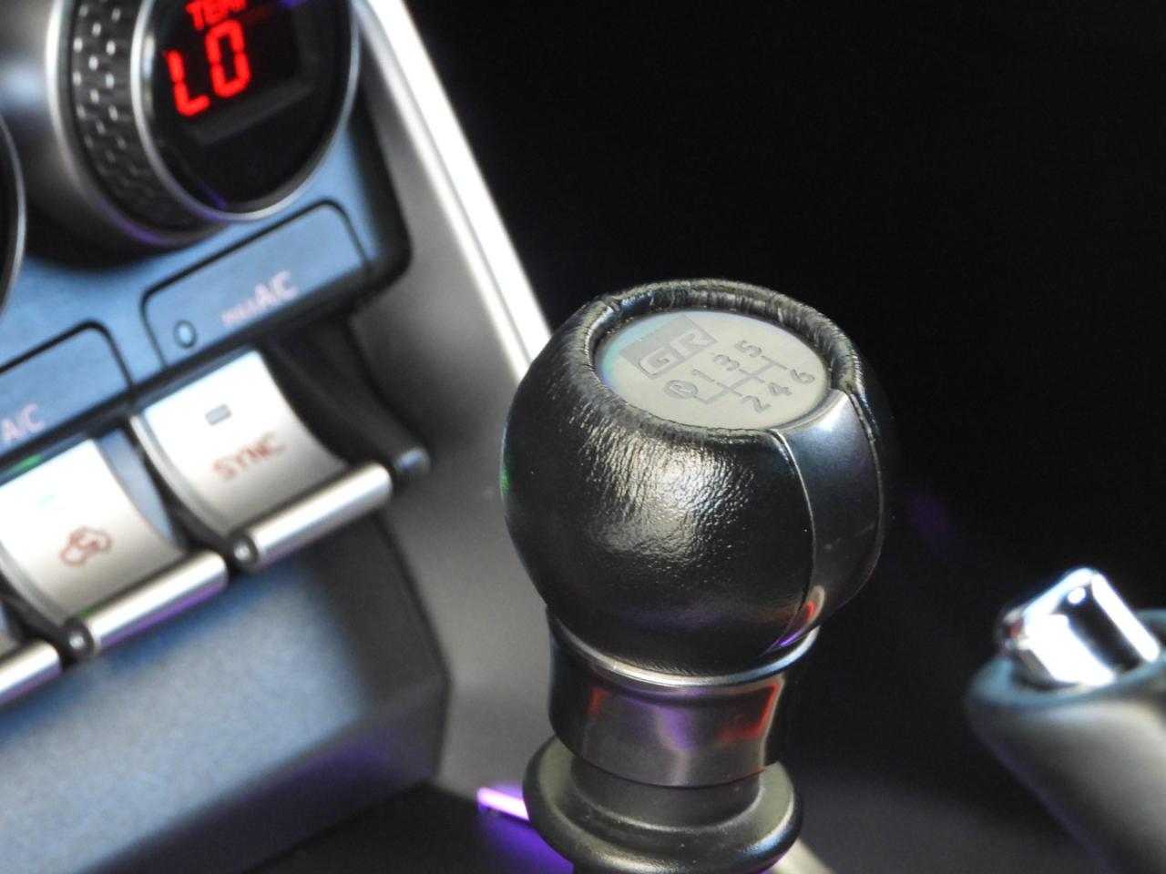 Toyota GR86 photo 87