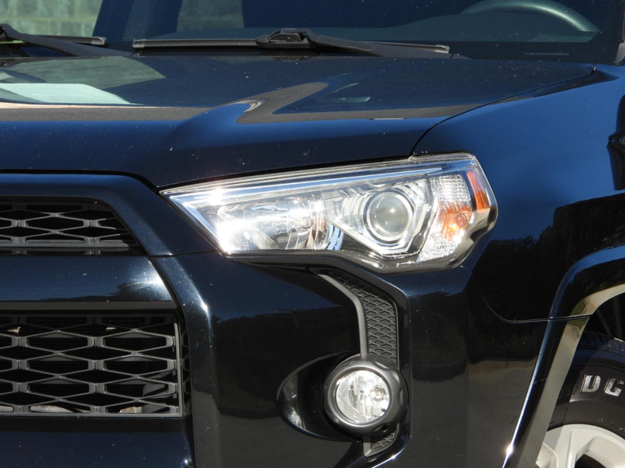 Toyota 4Runner photo 4