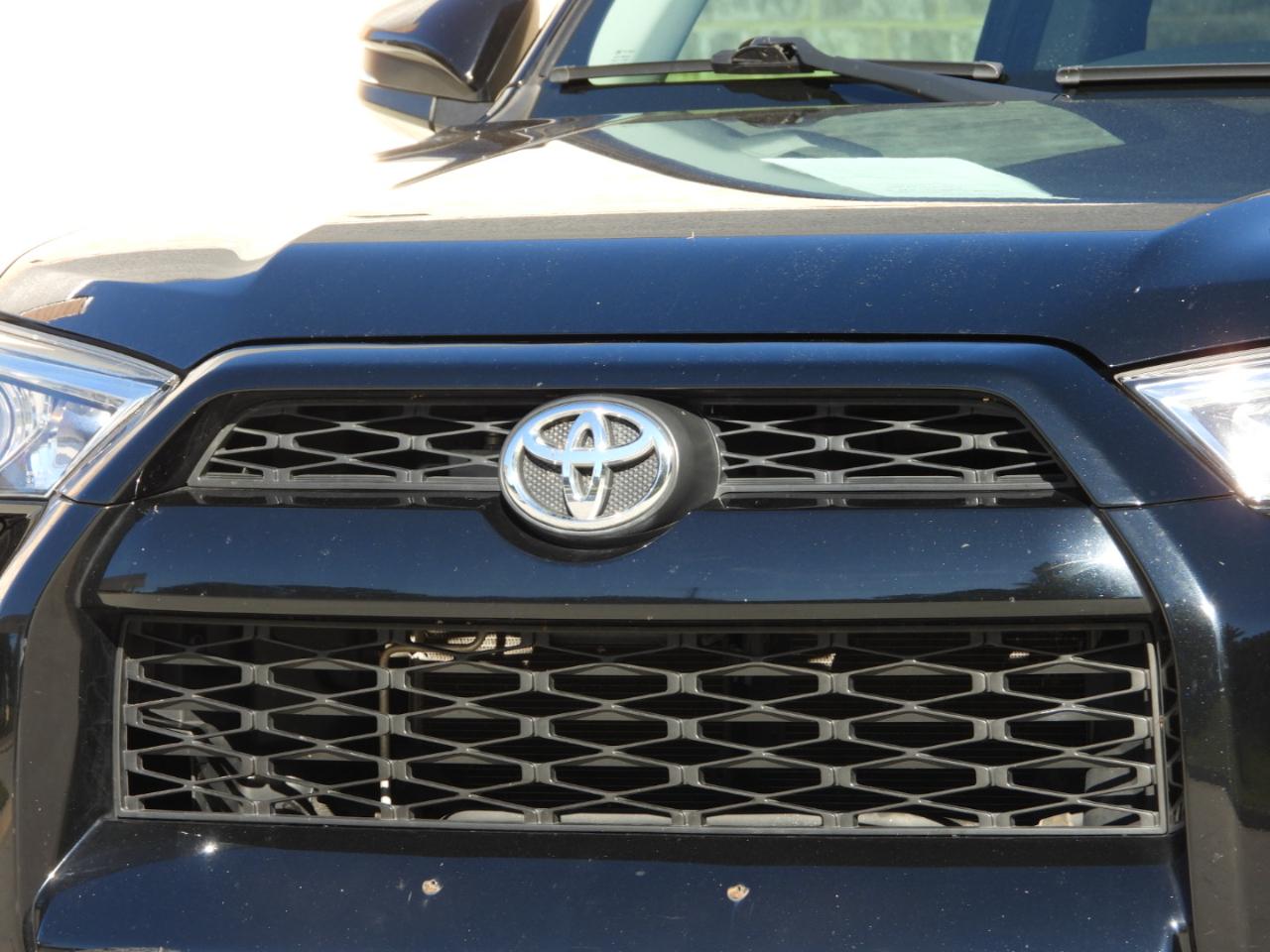 Toyota 4Runner photo 5