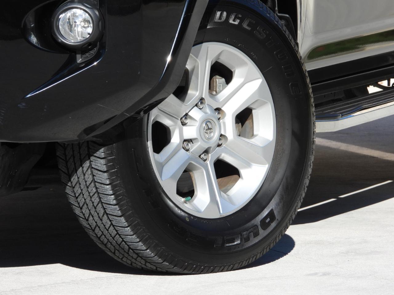 Toyota 4Runner photo 6