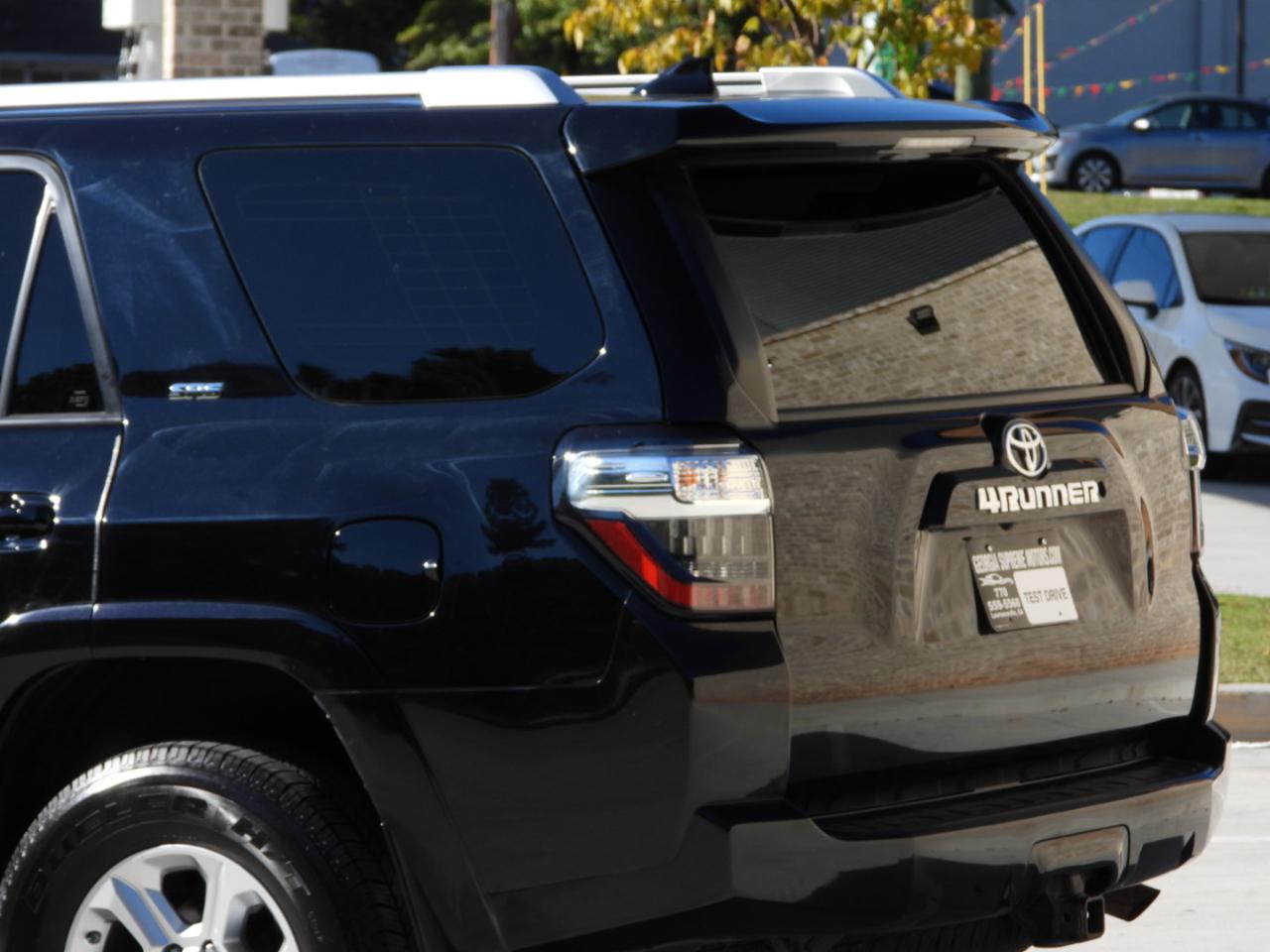 Toyota 4Runner photo 21