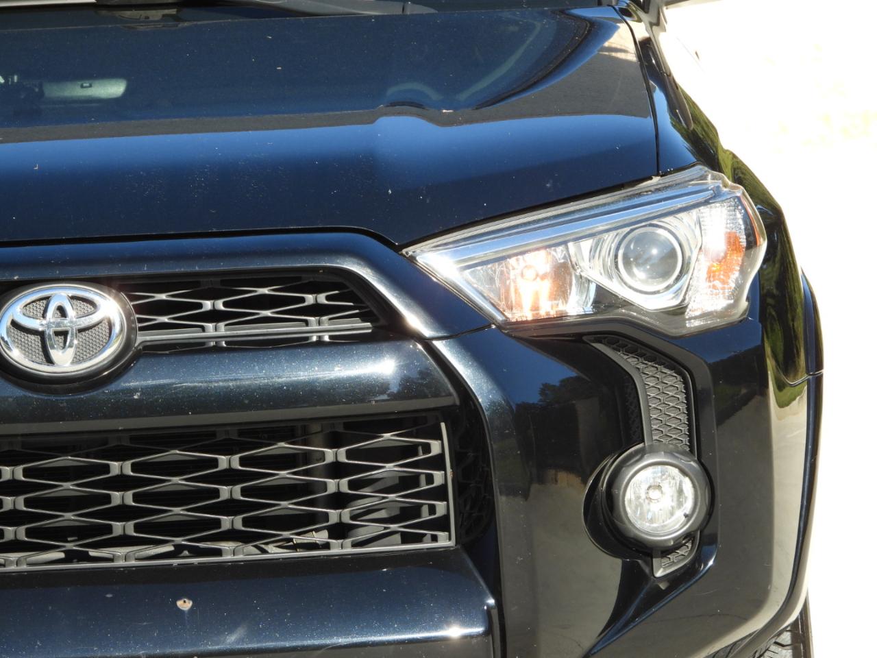 Toyota 4Runner photo 24