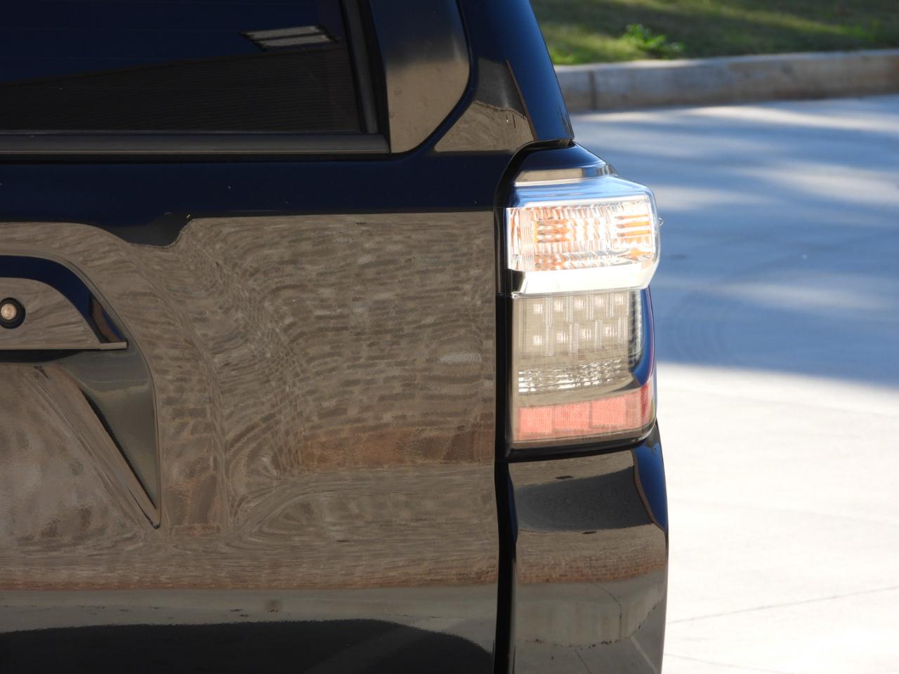Toyota 4Runner photo 35