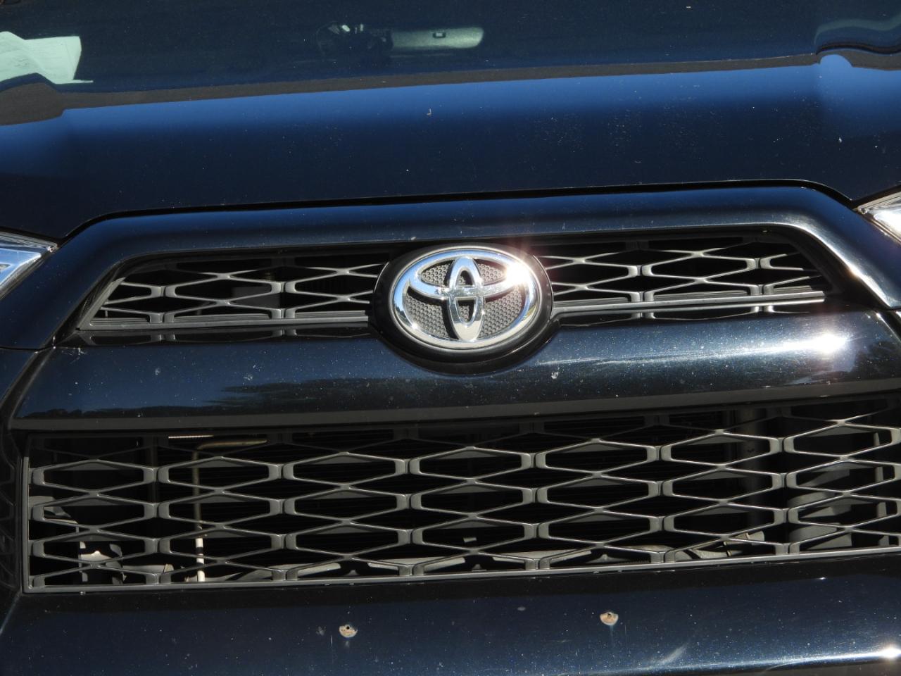 Toyota 4Runner photo 42