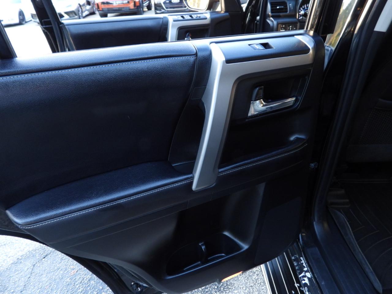 Toyota 4Runner photo 55